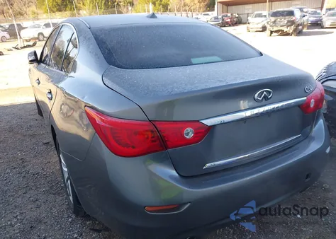 2015 Infiniti Q50 Premium/Sport z USA, uszkodzony, nr VIN JN1BV7AP3FM339113